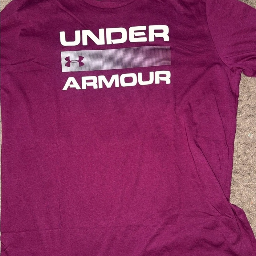 Under Armour Purple Short Sleeve Tee Moisture-Wicking